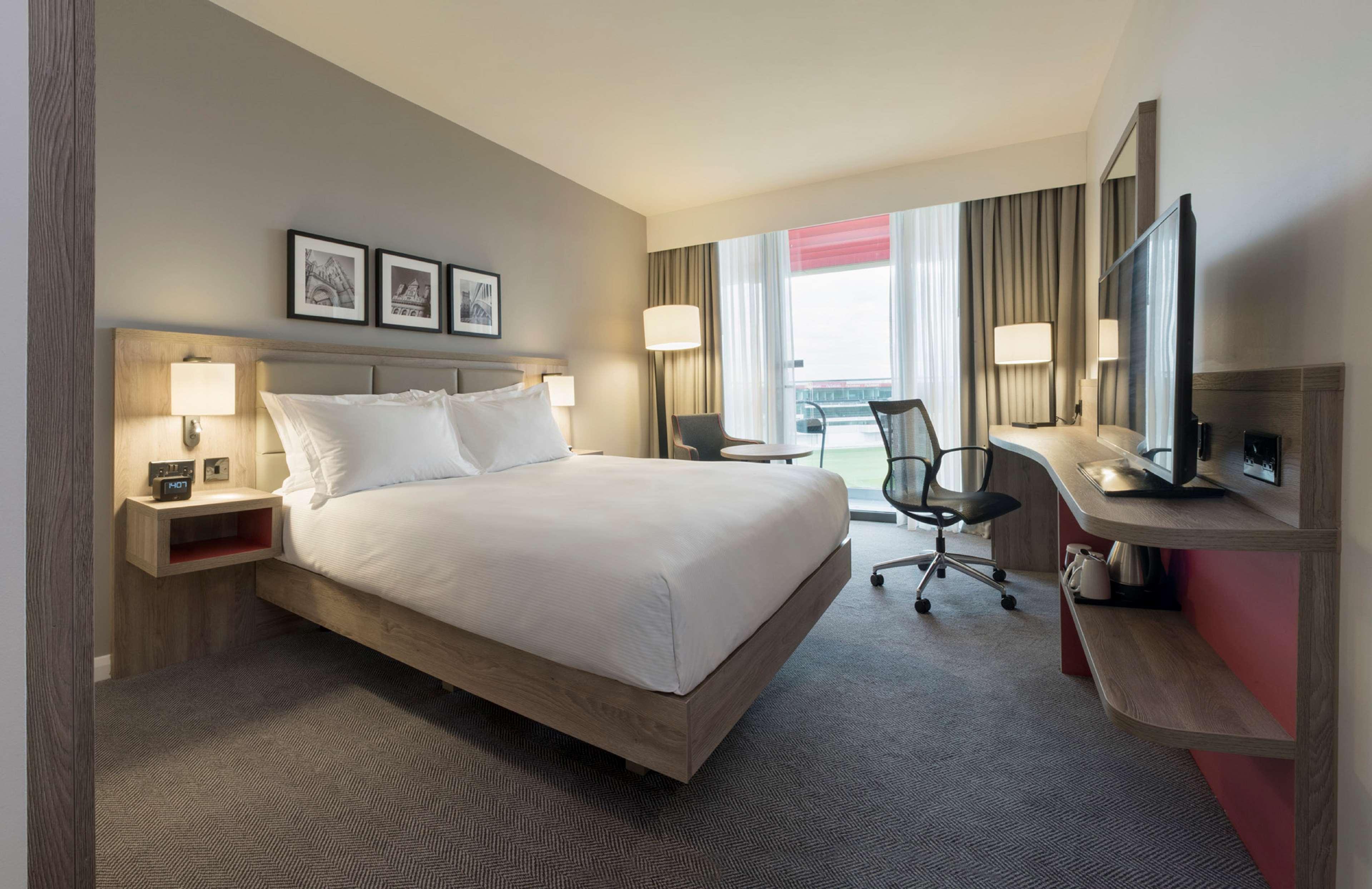 Hilton Garden Inn Manchester Emirates Old Trafford Buitenkant foto